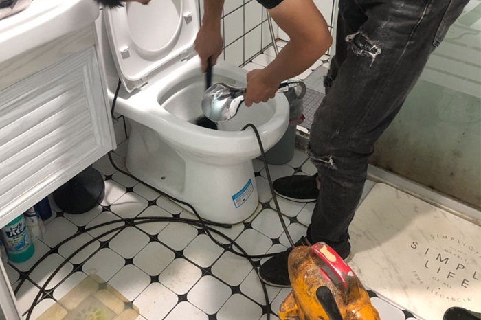 洪湖疏通下水道