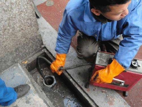 洪湖疏通下水道