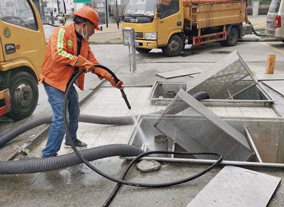 洪湖隔油池清理