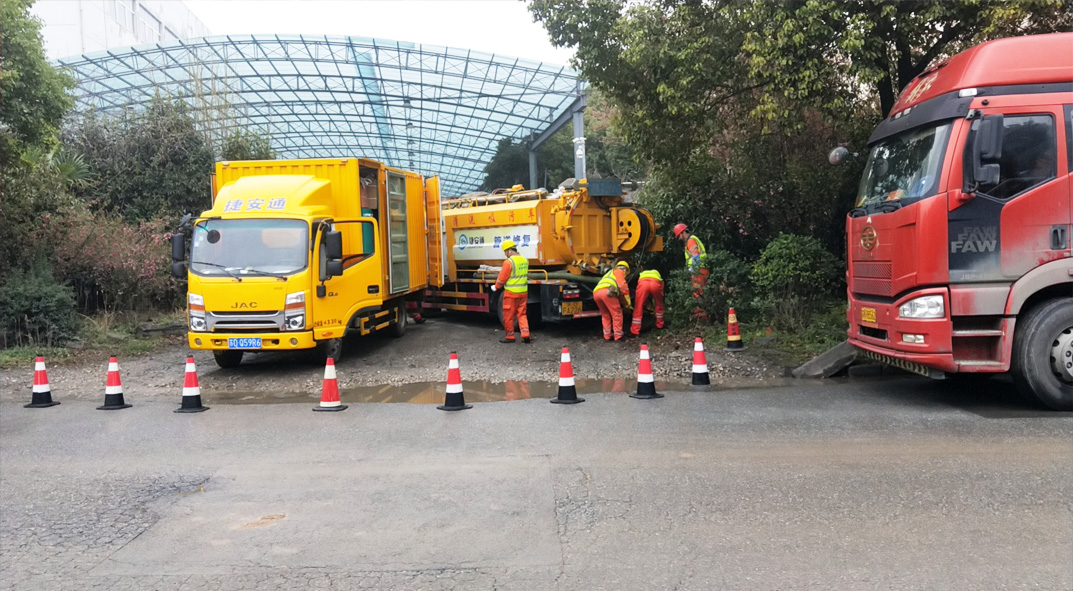 洪湖成区雨污水管网“四位一体”检测疏通项目